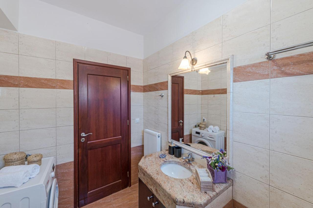Maison D'Olivier يورانيون المظهر الخارجي الصورة